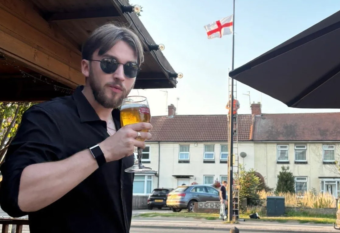 searchlightmagazine.com