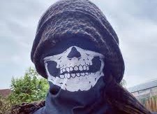 Pipebombs, skull mask and far-right links, but convicted terrorist walks free